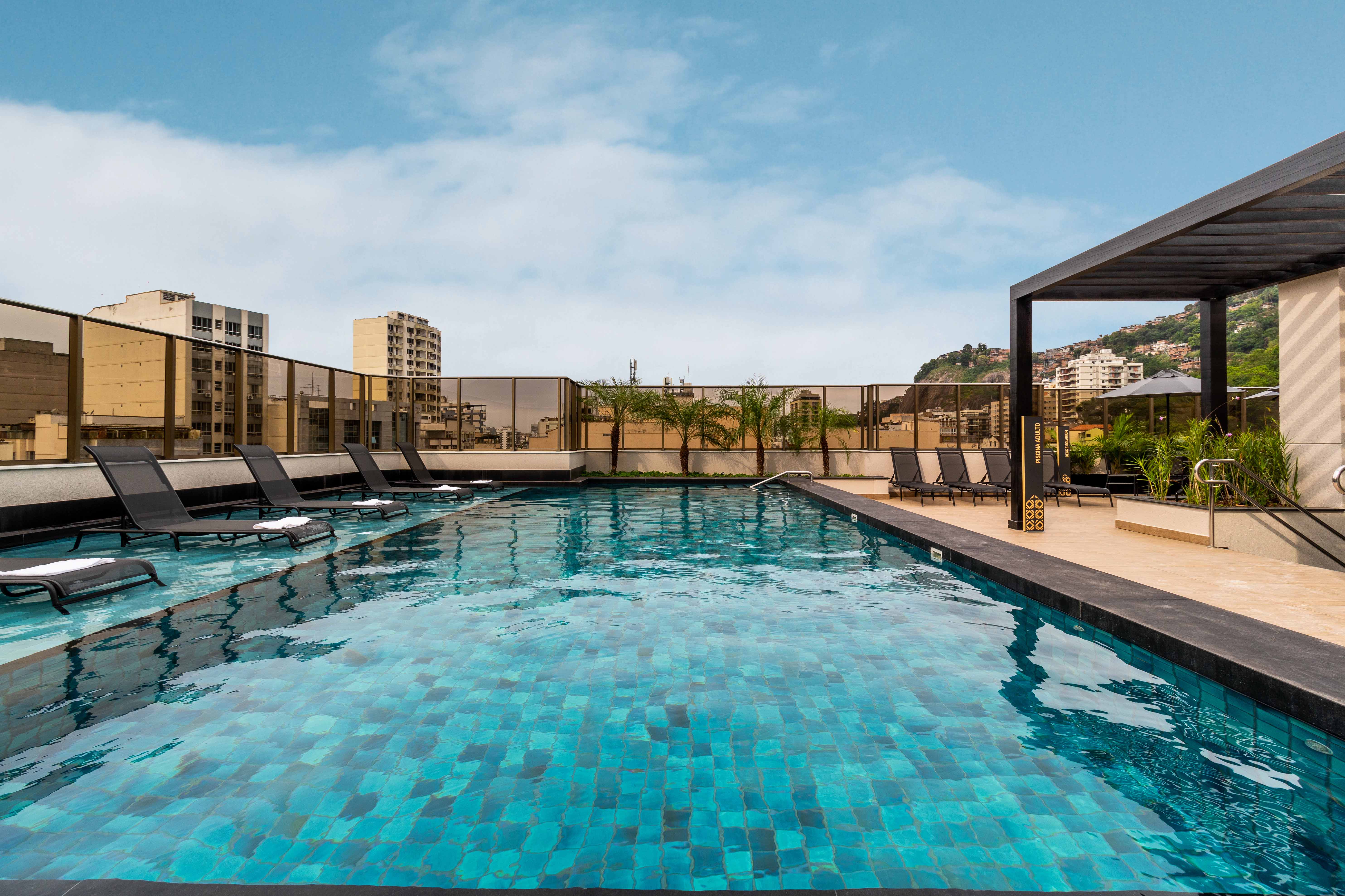 Imagem da Piscina Adulto